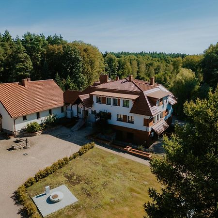 Kwatera W Lesniczowce Czarne Karszanek Kültér fotó