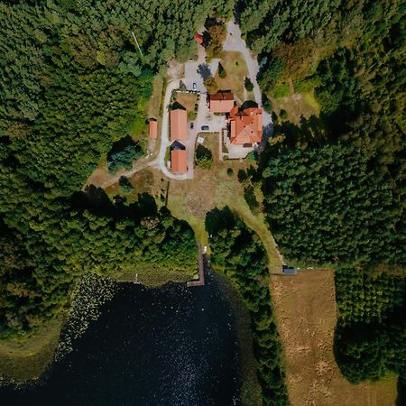 Kwatera W Lesniczowce Czarne Karszanek Kültér fotó