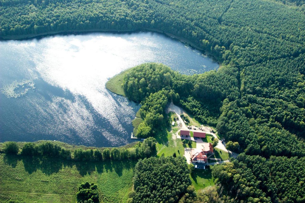 Kwatera W Lesniczowce Czarne Karszanek Kültér fotó