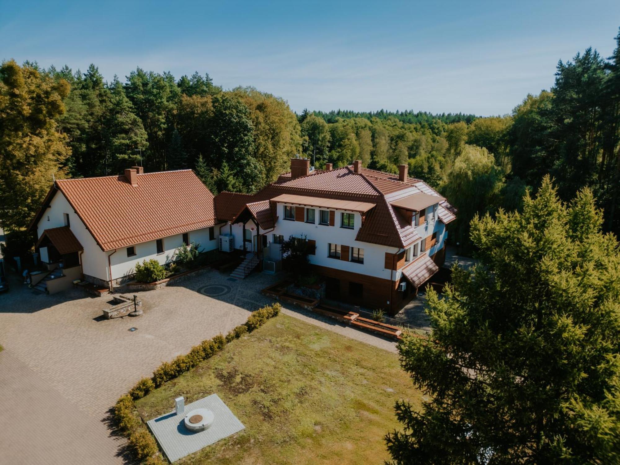 Kwatera W Lesniczowce Czarne Karszanek Kültér fotó